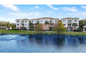 10103 Myrtlewood Circle W, Palm Beach Gardens, FL 33418 Sold 04/08/24