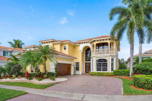 8071 Valhalla Drive, Delray Beach, FL 33446 Sold 09/05/24