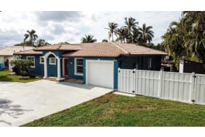 929 Brookdale Drive, Boynton Beach, FL 33435 Sold 02/23/24