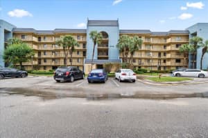 2786 Tennis Club Drive 207, West Palm Beach, FL 33417 Sold 04/15/24