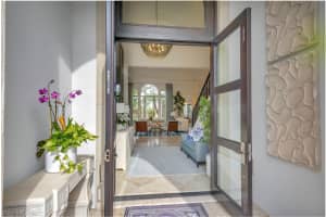 223 Via Palacio, Palm Beach Gardens, FL 33418 Sold 05/01/24