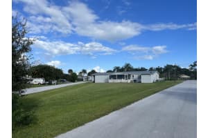 6325 SE Colonial Drive, Stuart, FL 34997 - MLS#R10950724
