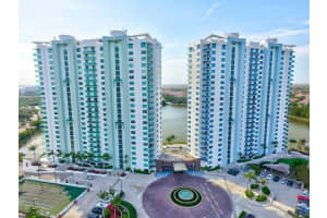 2681 N Flamingo Road 1007s, Sunrise, FL 33323 Sold 02/20/24