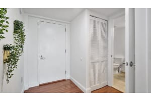 2681 N Flamingo Road 1007s, Sunrise, FL 33323 Sold 02/20/24