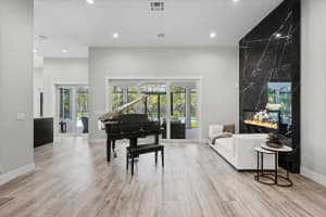 14922 Paddock Drive, Wellington, FL 33414 Sold 03/27/24