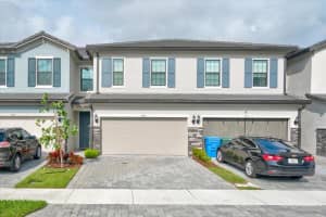 2159 Appleton Circle N, Oakland Park, FL 33309 Sold 11/01/24