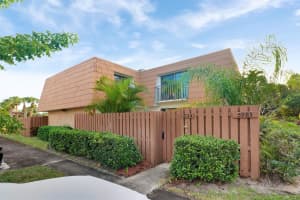 5983 SE Riverboat Drive, Stuart, FL 34997 Sold 08/08/24