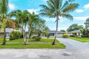 208 Lochmore Road, Riviera Beach, FL 33407 Sold 05/03/24