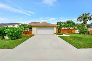 78 Baytree Circle, Boynton Beach, FL 33436 Sold 02/20/24