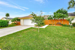 78 Baytree Circle, Boynton Beach, FL 33436 Sold 02/20/24