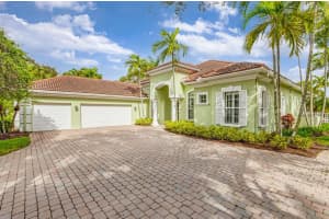 2500 Tecumseh Drive, West Palm Beach, FL 33409 Sold 02/13/24