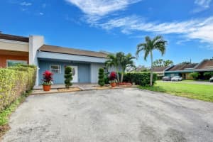5692 Kimberton Way, Lake Worth, FL 33463 Sold 02/26/24