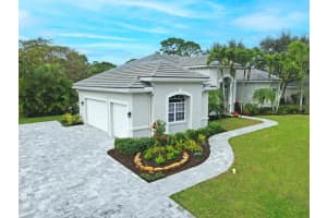 887 Forest Glen Lane, Wellington, FL 33414 Sold 04/15/24