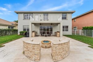 187 Bella Vista Way, Royal Palm Beach, FL 33411 Sold 03/04/24