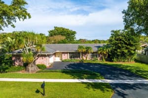 6729 S Grande Drive, Boca Raton, FL 33433 Sold 03/20/24
