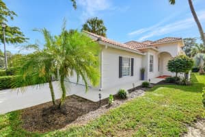 4681 Hammock Circle, Delray Beach, FL 33445 Sold 03/12/24