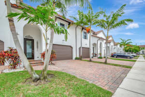 3197 Santa Catalina Place, Greenacres, FL 33467 Sold 07/16/24
