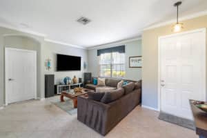 1752 Pierside Circle, Wellington, FL 33414 Sold 04/24/24