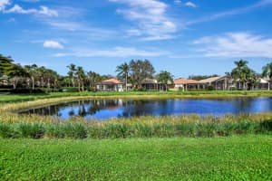 6847 Shamrock Trail S, Boynton Beach, FL 33437 Sold 03/07/24
