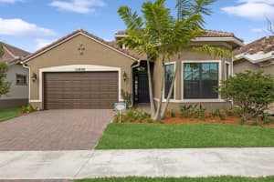 11895 Leon Circle S 401, Parkland, FL 33076 Sold 02/13/24