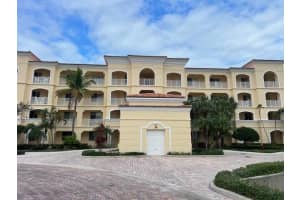 38 Harbour Isle Drive E 105, Fort Pierce, FL 34949 Sold 09/20/24