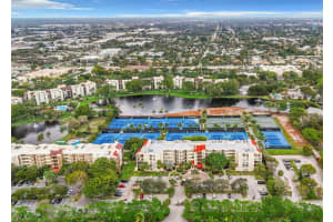 825 Egret Circle 406, Delray Beach, FL 33444 Sold 03/31/25