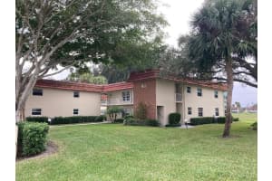 48 Woodland Drive 103, Vero Beach, FL 32962 Sold 02/23/24