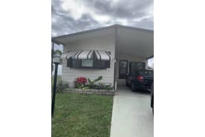 22 Villas Del Norte, Fort Pierce, FL 34951 Sold 04/26/24