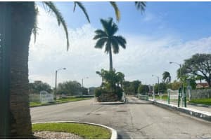 5370 Las Verdes Circle 123, Delray Beach, FL 33484 Sold 07/05/24