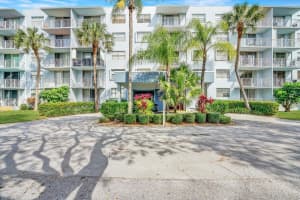470 Executive Center Drive 5b, West Palm Beach, FL 33401 Sold 03/14/24