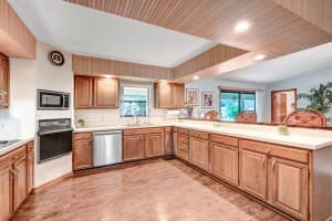 716 Ellingsen Avenue, Sebastian, FL 32958 Sold 05/28/24