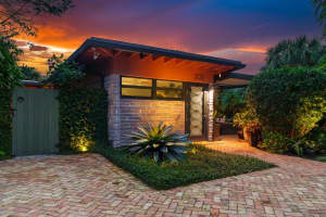 202 NE 5th Terrace, Delray Beach, FL 33444 Sold 06/07/24