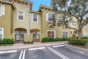 111 Lake Monterey Circle, Boynton Beach, FL 33426 Sold 02/29/24