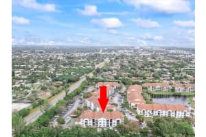 1302 Villa Circle 1302, Boynton Beach, FL 33435 Sold 04/12/24