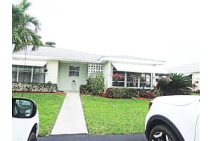 212 Manatee Lane Apt D, Fort Pierce, FL 34982 Sold 10/03/24