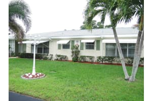 212 Manatee Lane Apt D, Fort Pierce, FL 34982 Sold 10/03/24