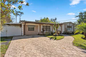 510 Caroline Avenue, West Palm Beach, FL 33413 Sold 03/28/24