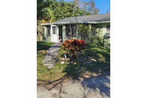 3282 NW 38th Avenue, Okeechobee, FL 34972 Sold 04/08/24