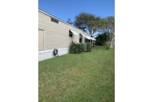 10 La Villa Way Way, Fort Pierce, FL 34951 Sold 02/14/24