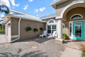 2604 Palm Lakes Avenue, Fort Pierce, FL 34981 Sold 02/15/24