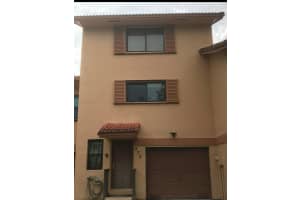 972 SW 113 Terrace, Pembroke Pines, FL 33025 Sold 03/27/24