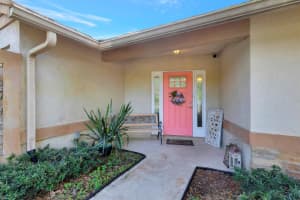 14294 Paddock Drive, Wellington, FL 33414 Sold 04/16/24