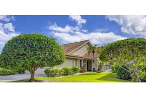 2870 Eagle Lane, West Palm Beach, FL 33409 Sold 03/18/24