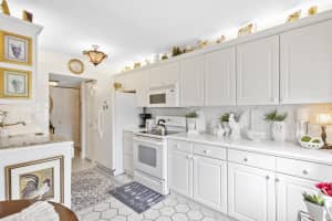 5180 E Sabal Palm Boulevard 128, Tamarac, FL 33319 Sold 05/01/24