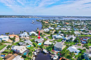 37 SW Riverway Boulevard, Palm City, FL 34990 Sold 04/09/24