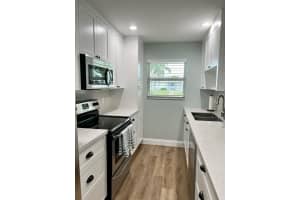 170 South Boulevard A, Boynton Beach, FL 33435 Sold 05/15/24