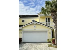 1004 Mariner Bay Boulevard, Fort Pierce, FL 34949 Sold 04/16/24