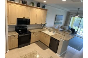 1004 Mariner Bay Boulevard, Fort Pierce, FL 34949 Sold 04/16/24