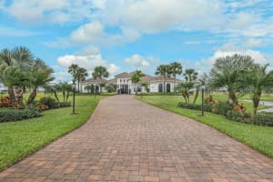 3280 SW Stoneybrook Way, Palm City, FL 34990 Sold 02/23/24