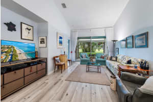 8925 SE Riverfront Terrace, Tequesta, FL 33469 Sold 04/09/24